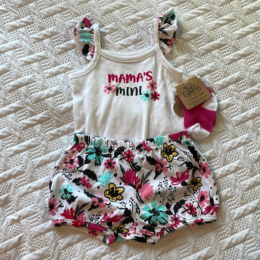 Baby Essentials “Mama’s Mini” Three-Piece Set